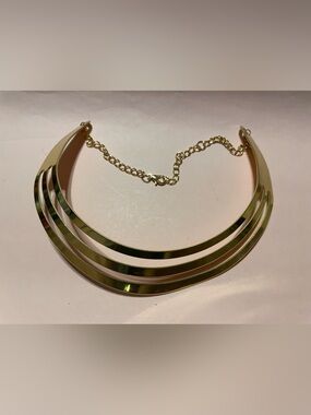 Modern Gold Tone Choker Necklace #7884